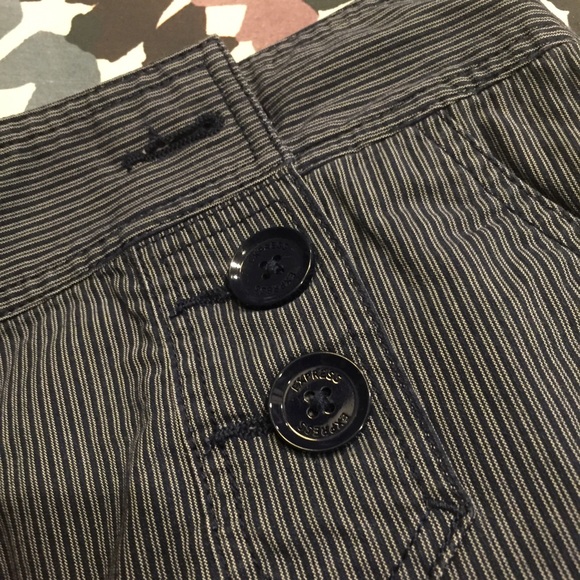 Express pin stripe shorts - Picture 3 of 5